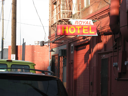 royal_hotel.jpg